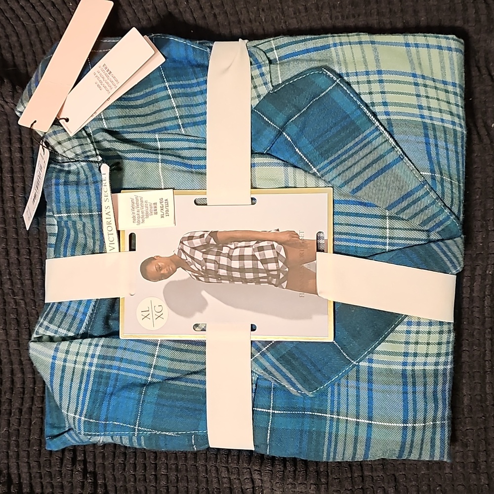 Victoria Secret Pajama Set